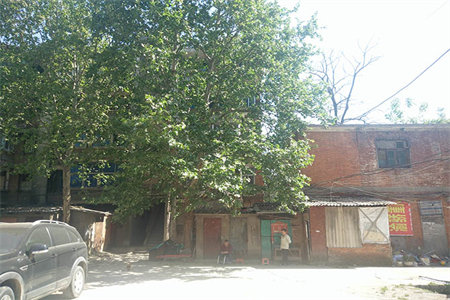 正大文苑套三带车库3室2厅1卫90㎡