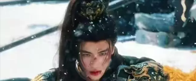 丁勇岱许凯《方圆八百米》同框演技对比引观众热议 _ 资讯配图