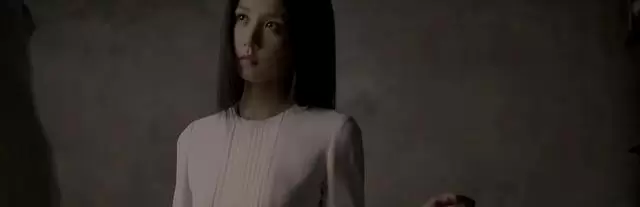 邵雨薇主演《人浮于爱》定档2025年，聚焦现代女性亲密关系焦虑 _ 资讯配图