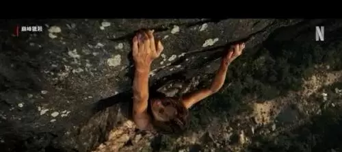 查理兹·塞隆主演《巅峰猎杀》定档2026年4月24日上线Netflix _ 剧照